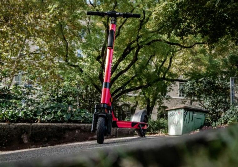 e-scooter-reparatur-wartung